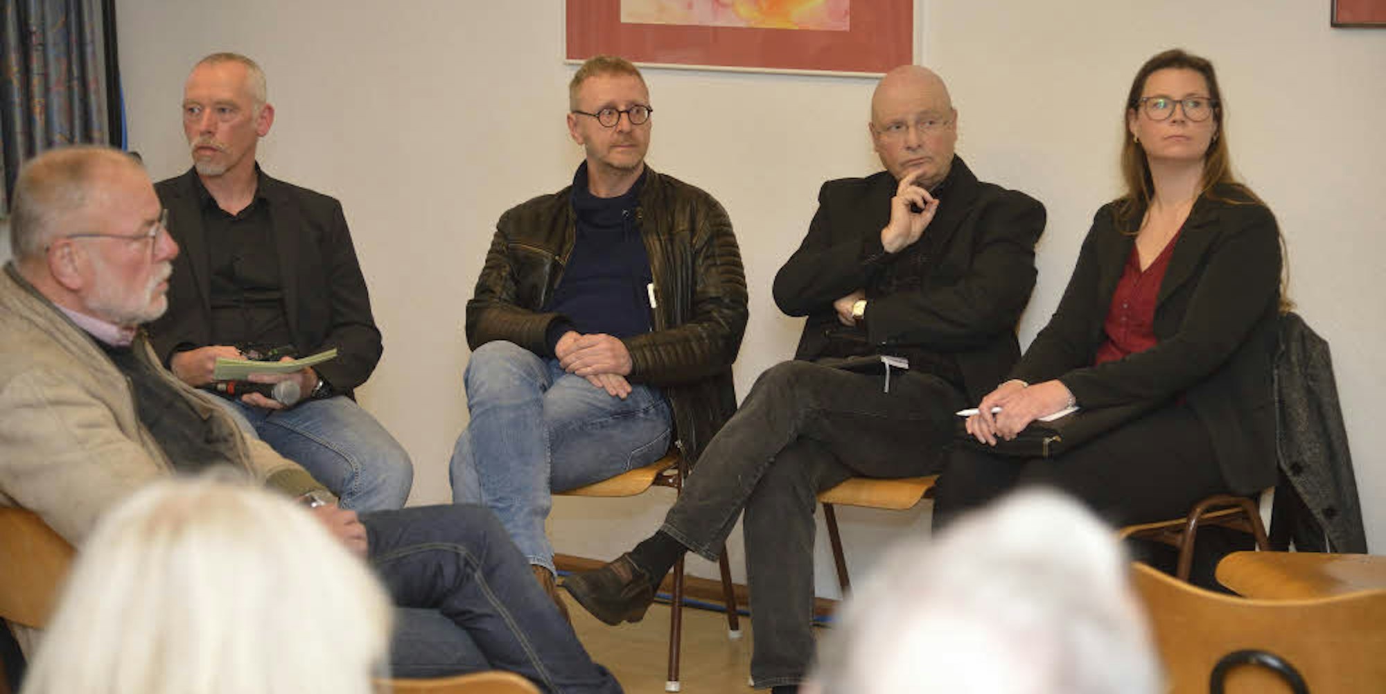 Zu einer Informationsveranstaltung waren diese Woche knapp 50 Interessierte in das Michaelsheim nach Neschen gekommen, darunter Vertreter aller drei Bürgerinitiativen.