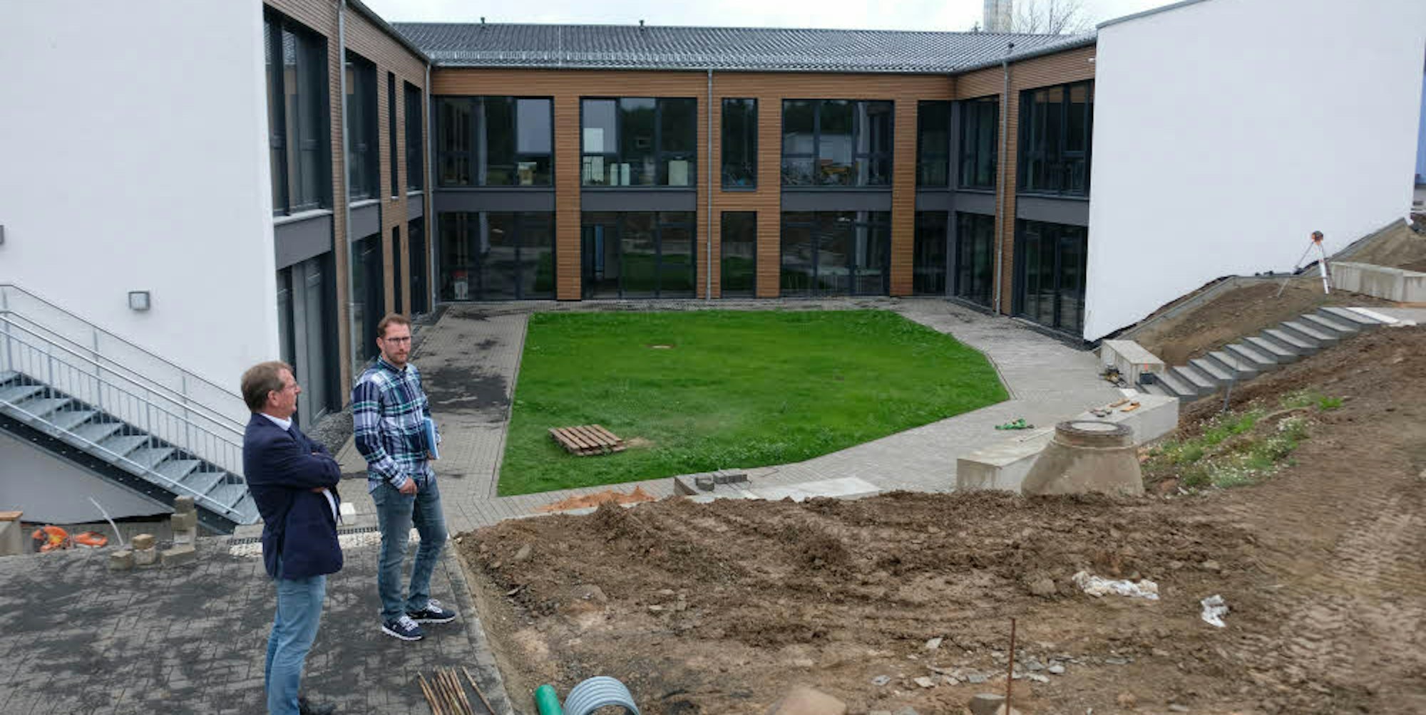 Modern und hell ist der Neubau der Gesamtschule Eifel im ehemaligen Schulzentrum Blankenheim.