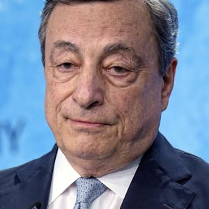 Draghi Rücktritt 140722