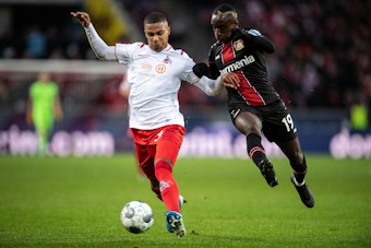 Ismail Jakobs gegen Leverkusen