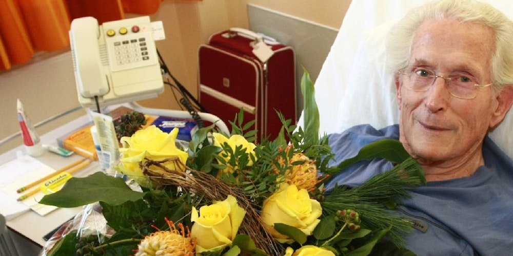 2008 erlitt Waffenschmidt einen leichten Schlaganfall und bekam vom EXPRESS einen Blumenstrauß.