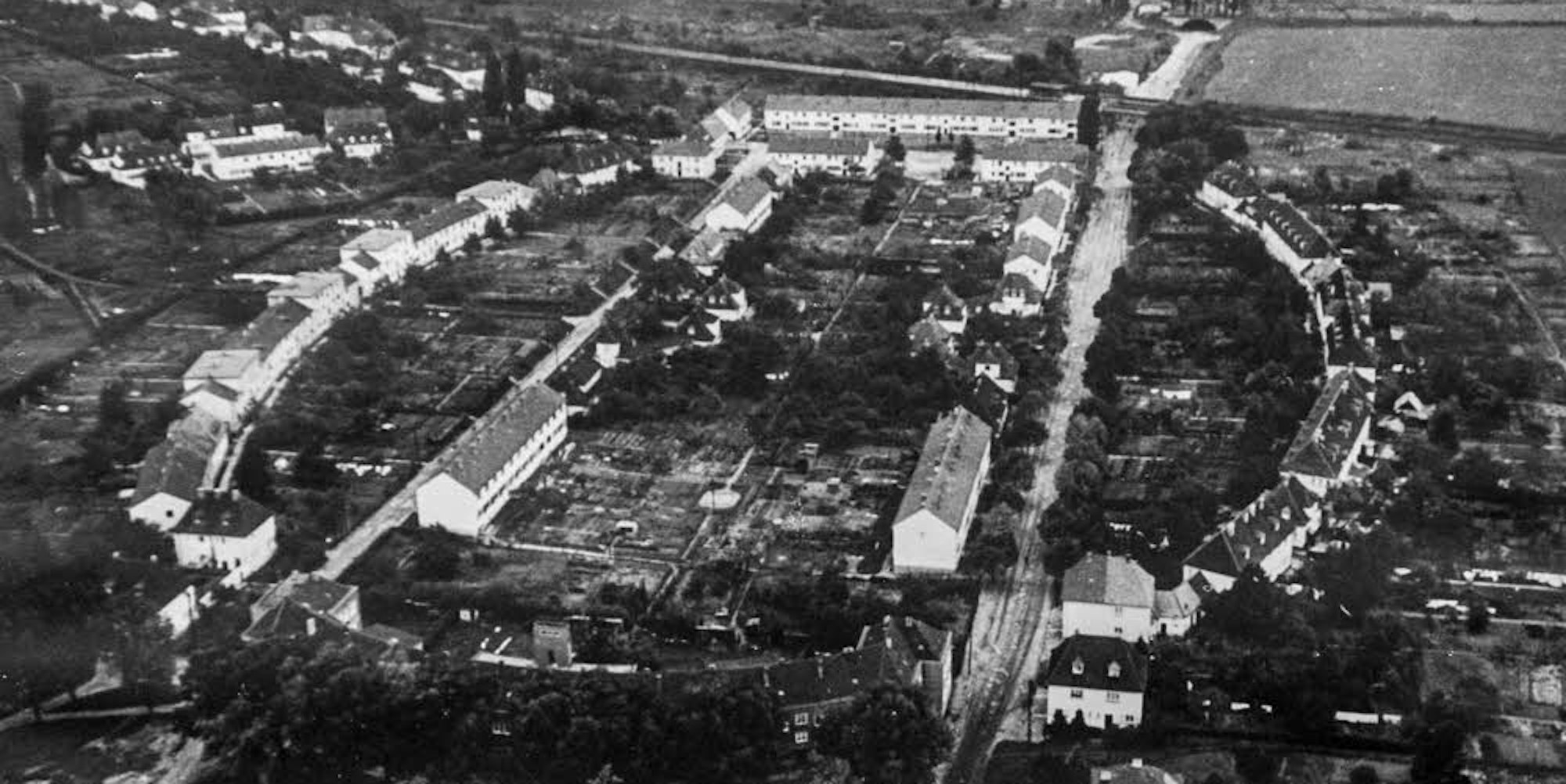 Die Gartensiedlung von oben, kurz nach der Fertigstellung in den 1920er Jahren.