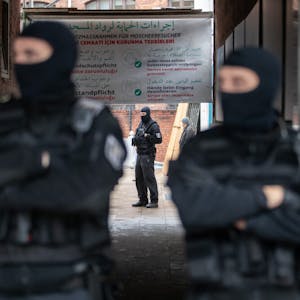 Die Berliner Polizei durchsuchte im Oktober eine Moschee wegen des Verdachts auf Corona-Subventionsbetrug.