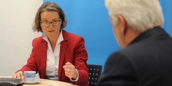 Bauministerin Ina Scharrenbach beim Redaktionsgespräch in Brühl