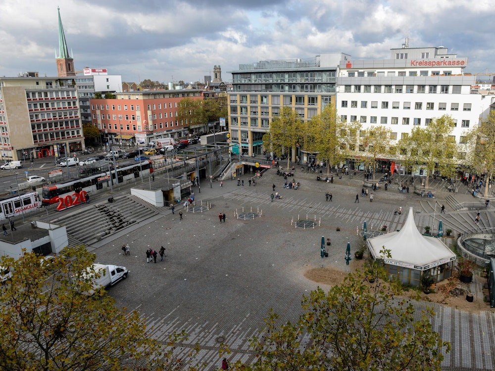 Blick auf den Wiener Platz in Köln-Mülheim.