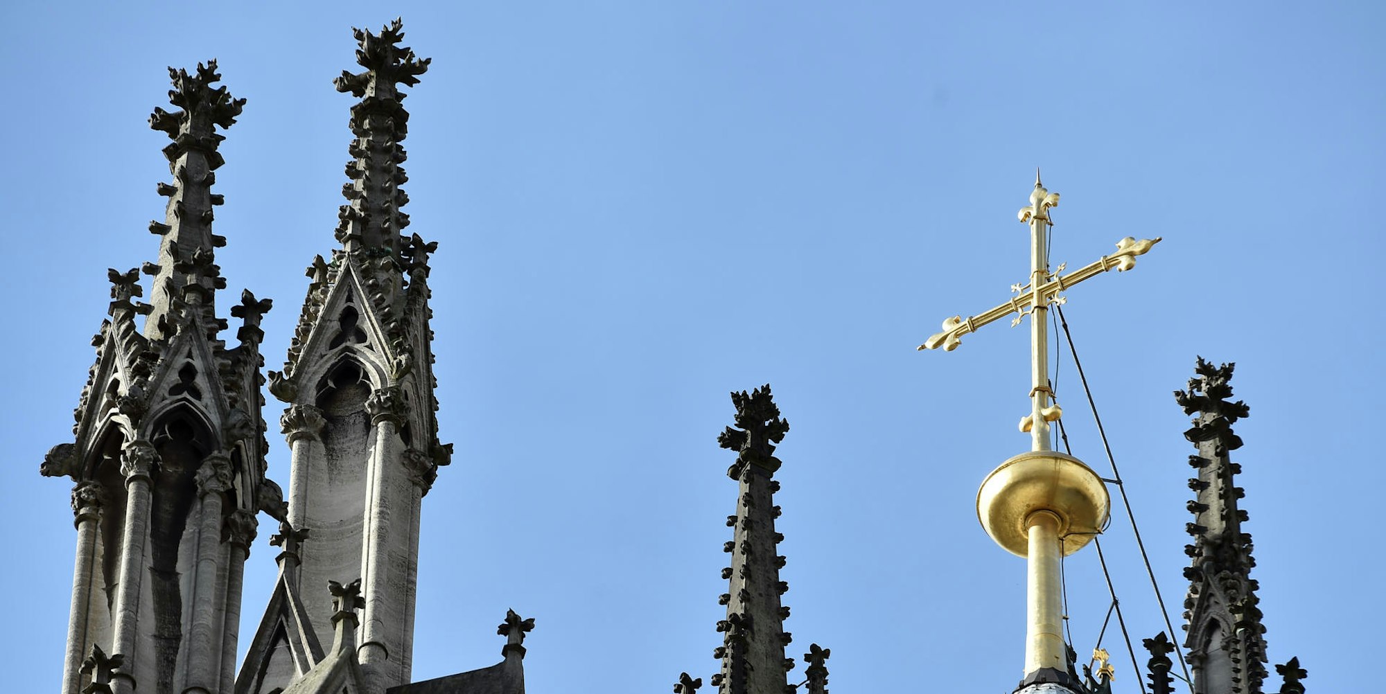Kreuz auf Kölner Dom