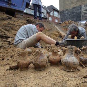 Bei den Ausgrabungen an der Rosmarstraße wurden Hunderte teilweise sehr gut erhaltene Fundstücken freigelegt.