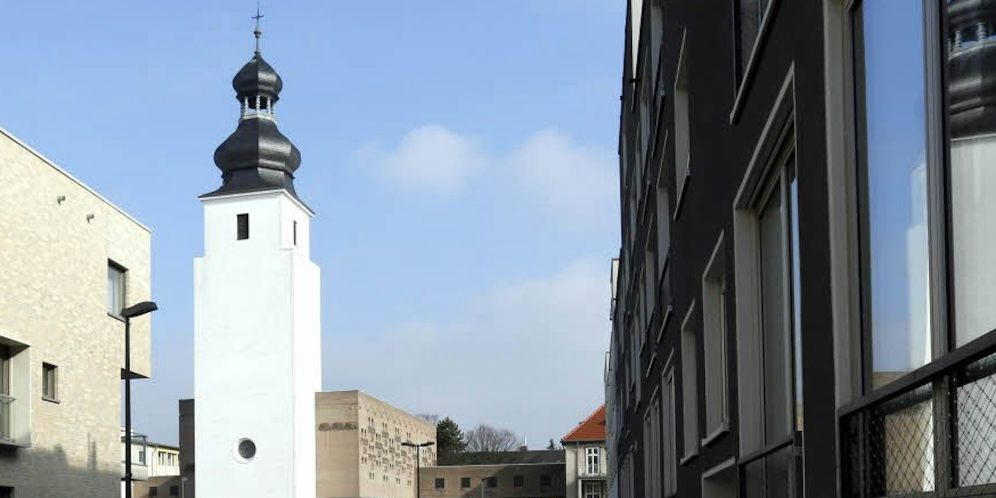Die Kirche auf dem Gelände des ehemaligen Kinderheimes in Sülz soll möglicherweise zum Veranstaltungsort werden.