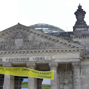 Greenpeace_Reichstag