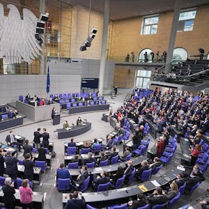 Bundestag DPA 151221