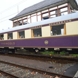 Der legendäre Rheingold-Zug fuhr 2019 auch ein kurzes Stück über die stillgelegte Trasse.