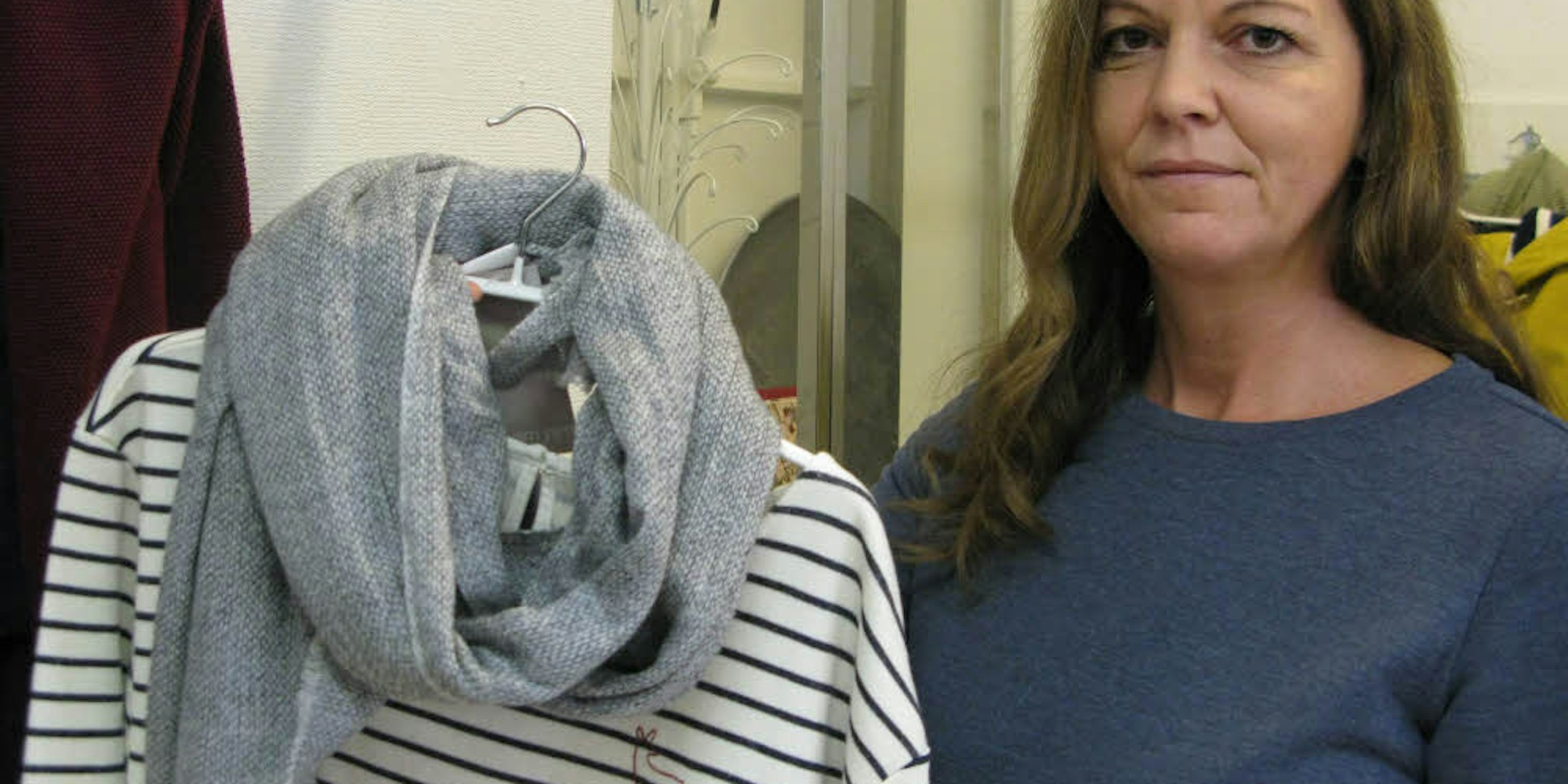 Mira Gorschlüter achtet in ihrem Laden darauf, dass die Kleidung unter menschenwürdigen Bedingungen produziert wird. Schick soll sie außerdem sein.