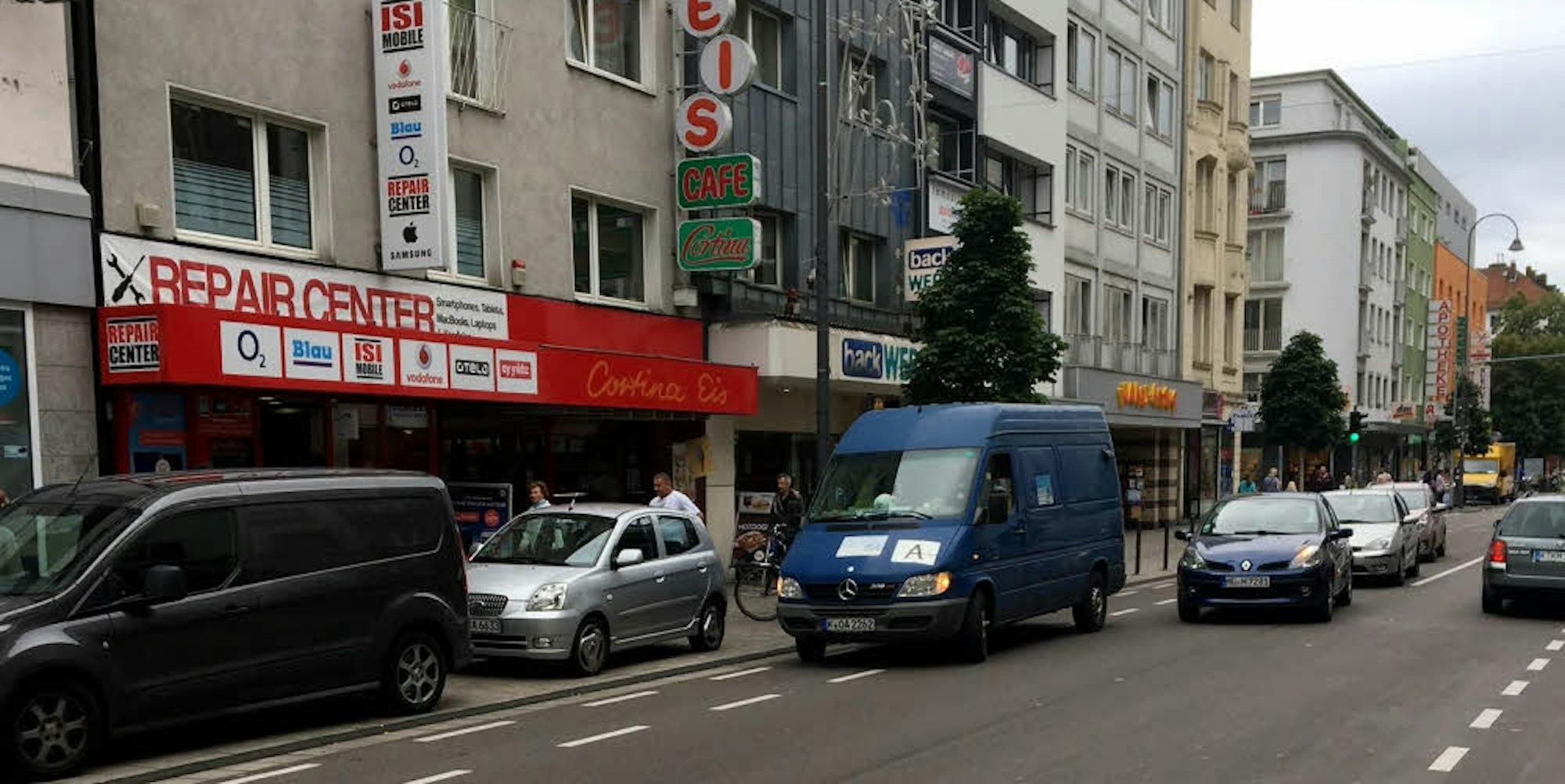 An der Frankfurter Straße wird falsch geparkt.