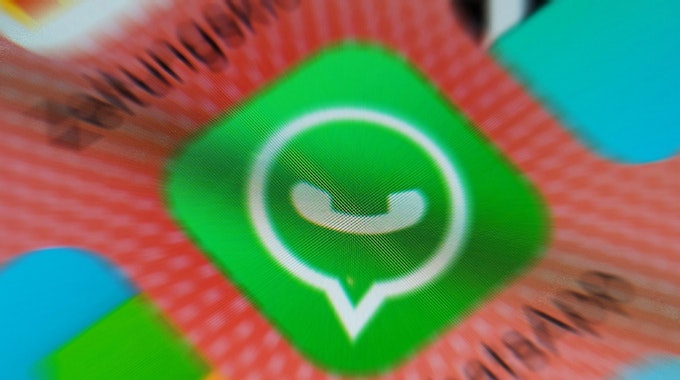 WhatsApp sorgt wieder einmal für Verägerung: Der "Zuletzt-Online"-Status wird unfreiwillig angezeigt.