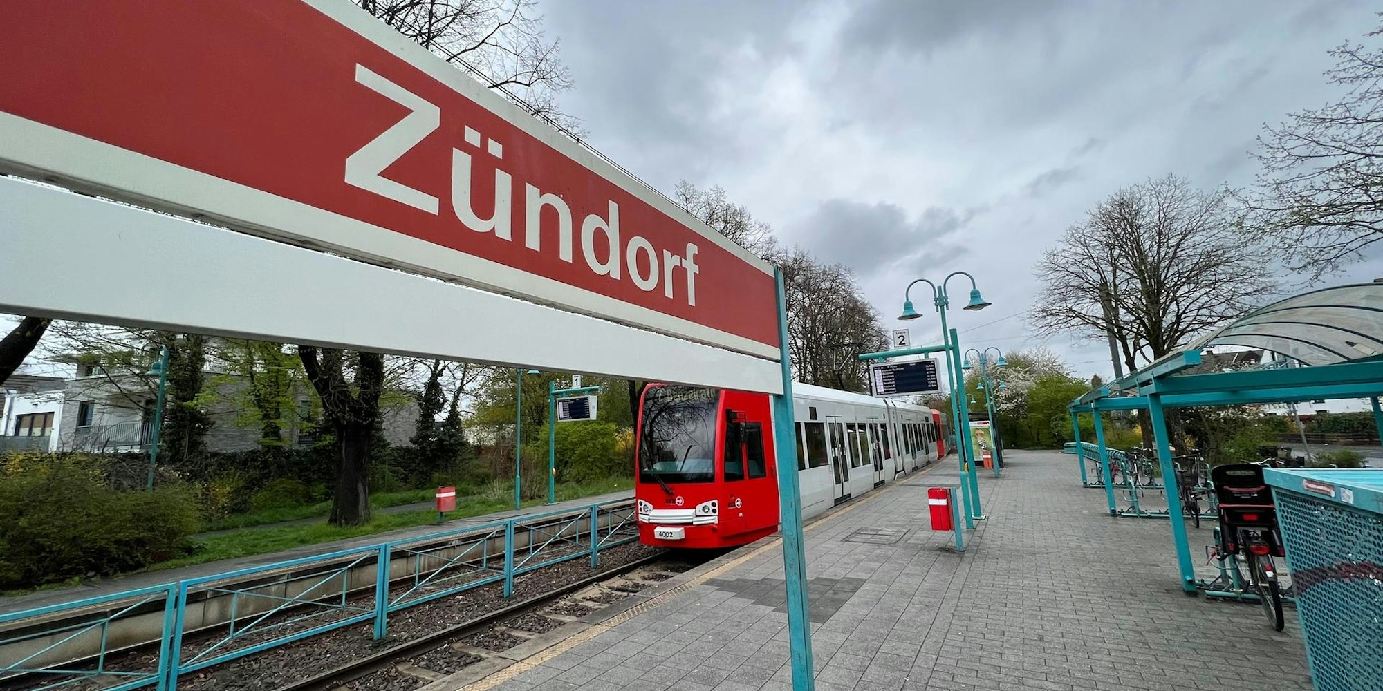 Haltestelle Zündorf