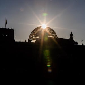 Bundestag_Sonnenaufgang