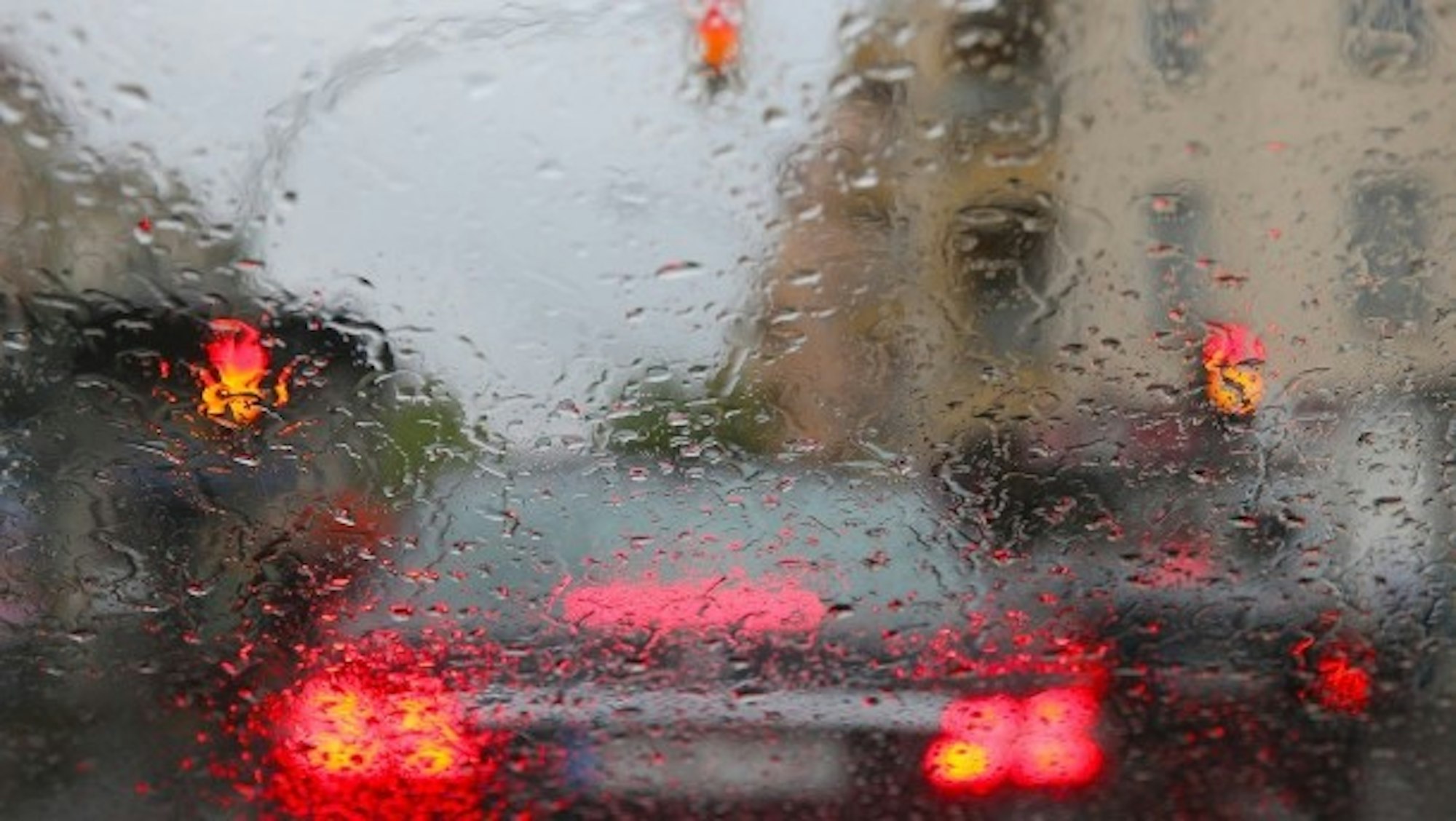 Feuchtigkeit im Auto Regen