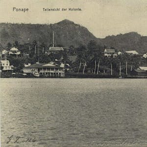 Kammerichs Familie im Windecker Ländchen erhielt 1910 diese Ansichtskarte aus der Südsee. Die Karolinen-Insel Ponape war seit 1899 deutsche Kolonie.