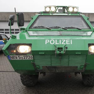 Die Polizei hat verfügbare Spezialfahrzeuge für Silvester vorgestellt.