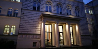 Der Eingang des Amts- und Landgerichts Bonn. (Archivfoto)