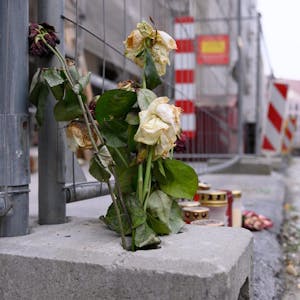 Blumen am Tatort in Dresden