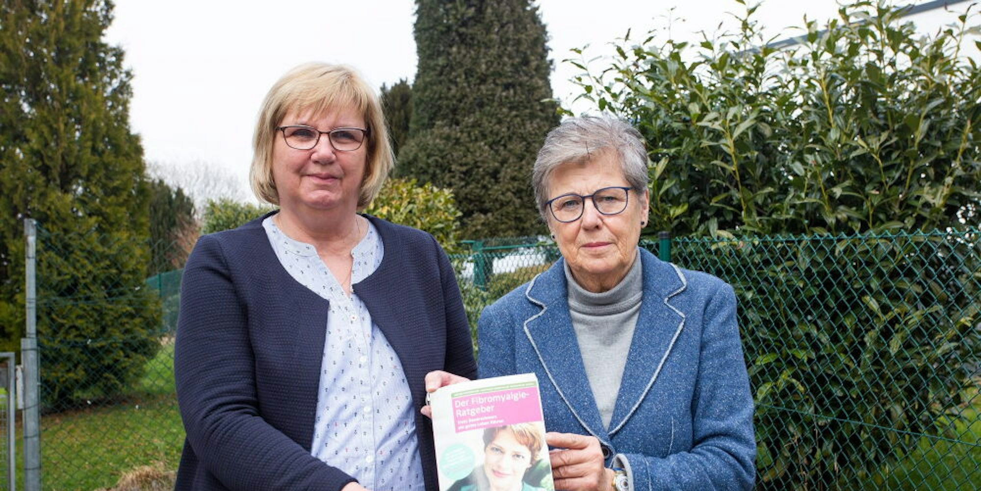 Haben gute Tipps: Die Fibromyalgie-Selbsthilfegruppe wird von Elke Stade-Bubenzer (l.) und Elisabeth Hermes geleitet.