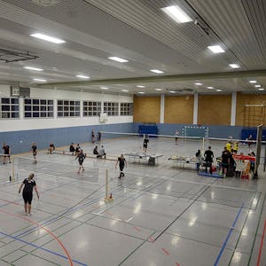 In der Turnhalle der Grundschule in Kall fanden die Saisonabschlussspiele der Badmintonabteilung des TV Kall statt.