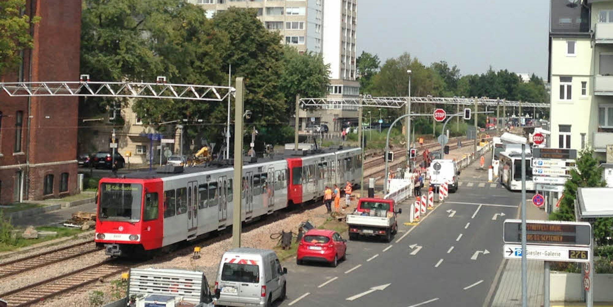 Die Stadtbahnlinie 18 fährt wieder von Schwadorf nach Mitte und weiter nach Köln. In den Sommerferien war dieser Teil der Strecke wegen Bauarbeiten gesperrt.