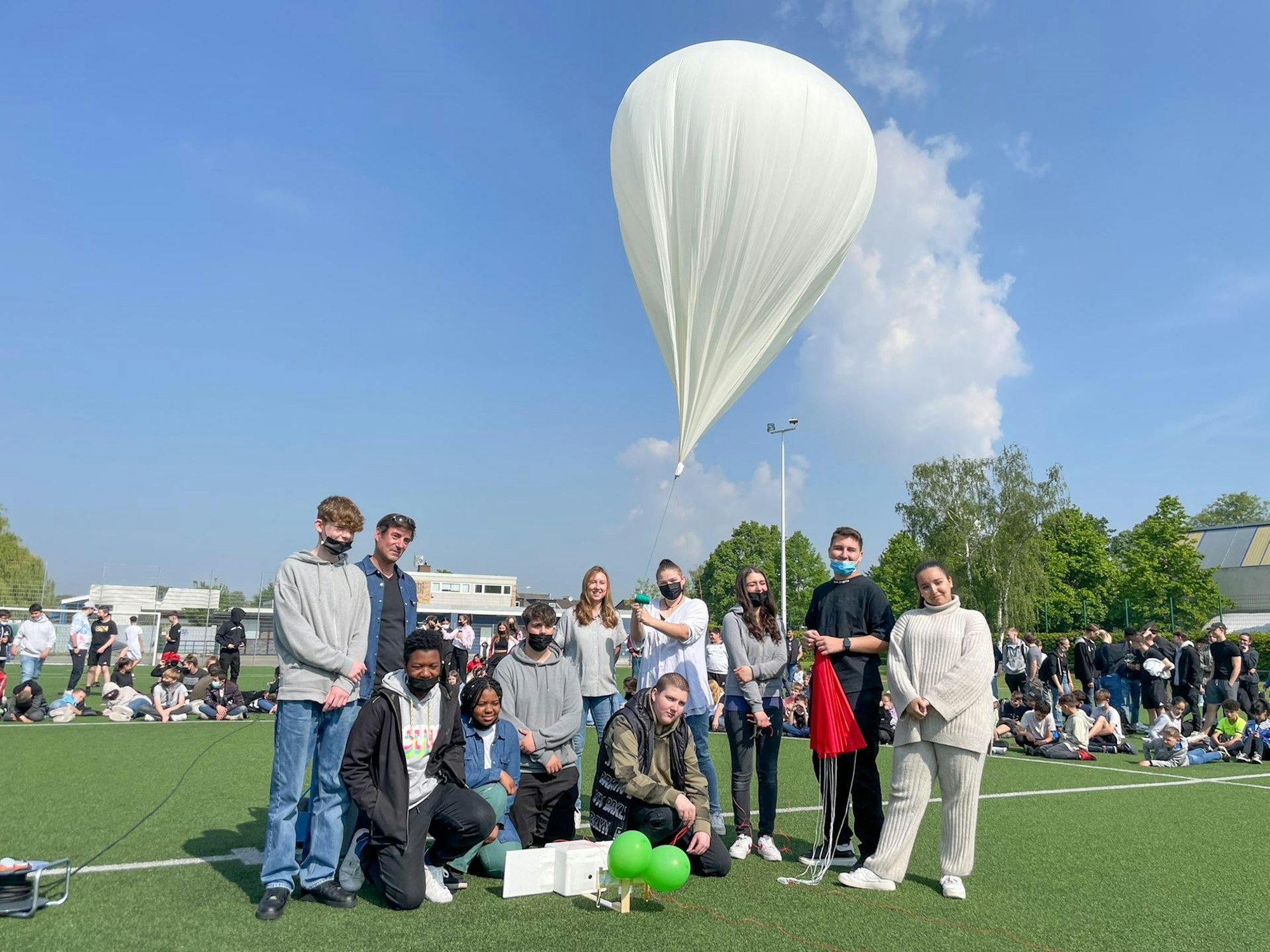20220506-nip-ber-gesamtschule-helimballon-stratosphaere-4