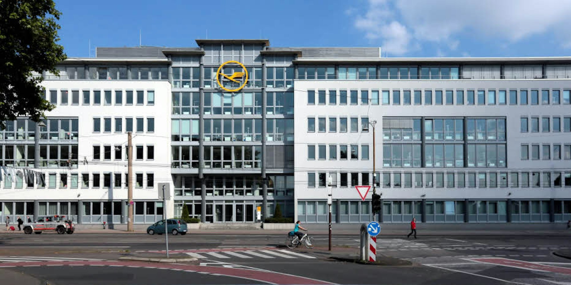 Die bisherige Lufthansa-Hauptverwaltung in Deutz.