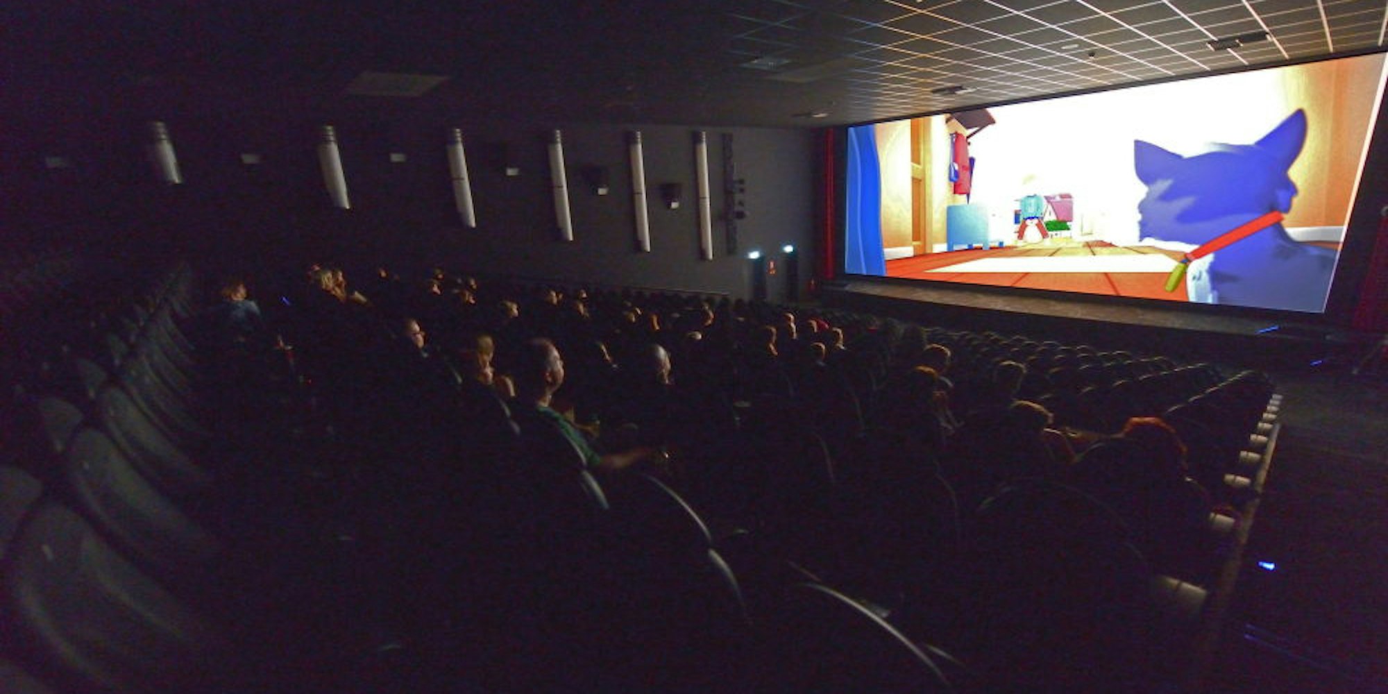 Das Kino-Erlebnis mit der großen Leinwand lockte nach der Wiedereröffnung viele Gäste an.
