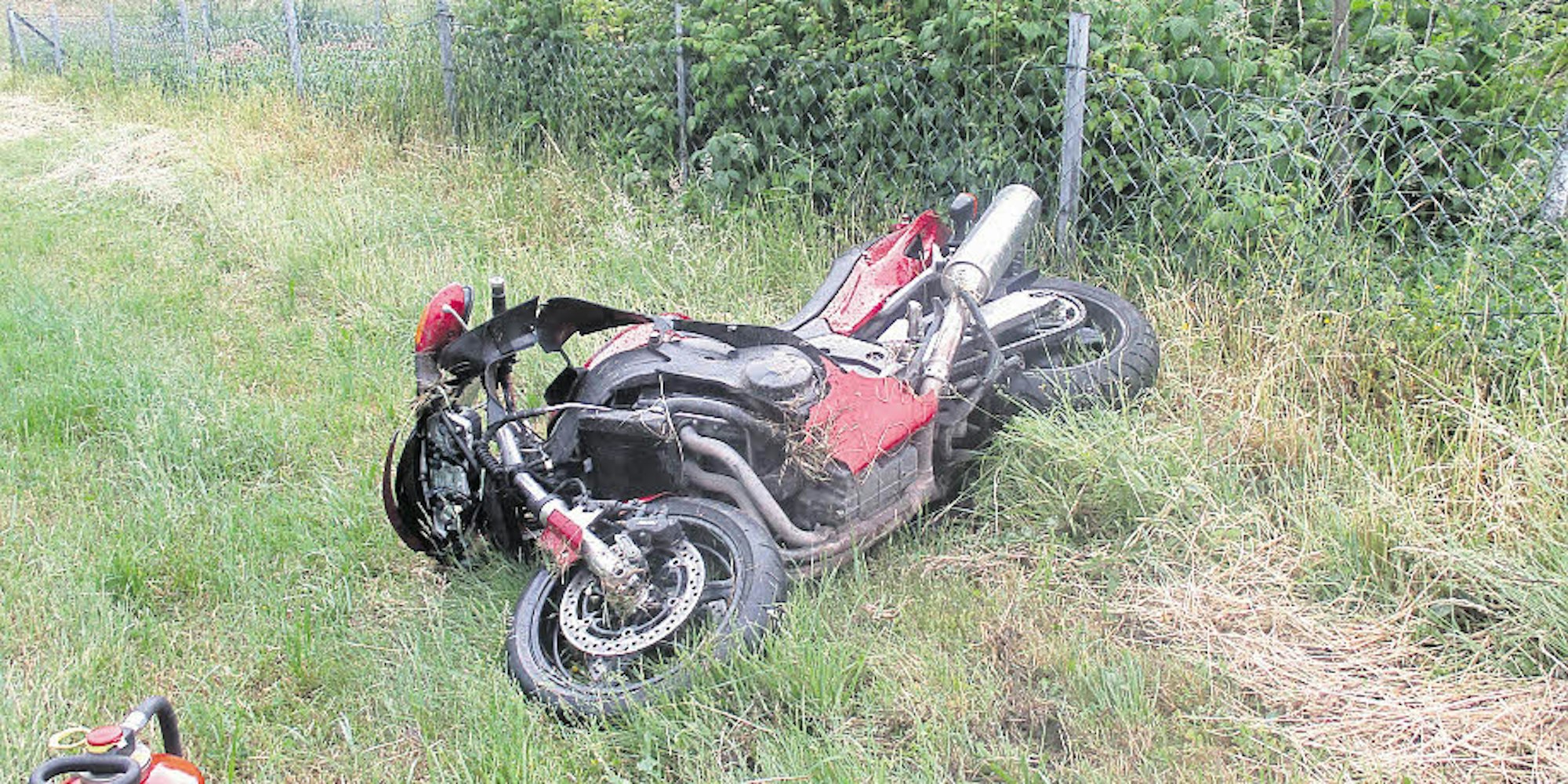 In Bärbroich hat es am vergangenen Freitag einen schweren Unfall gegeben. Der Motorradfahrer erlag wenige Tage später seinen schweren Verletzungen.