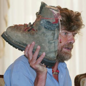 Günther Messner Schuh dpa