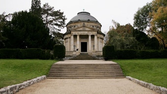 Mausoleum von Carstanjan in Bonn