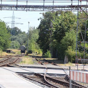 Die RSVG-Güterstrecke endet in Lülsdorf und führt durch die Stadtteile Bergheim, Müllekoven, Eschmar, Sieglar und Oberlar.