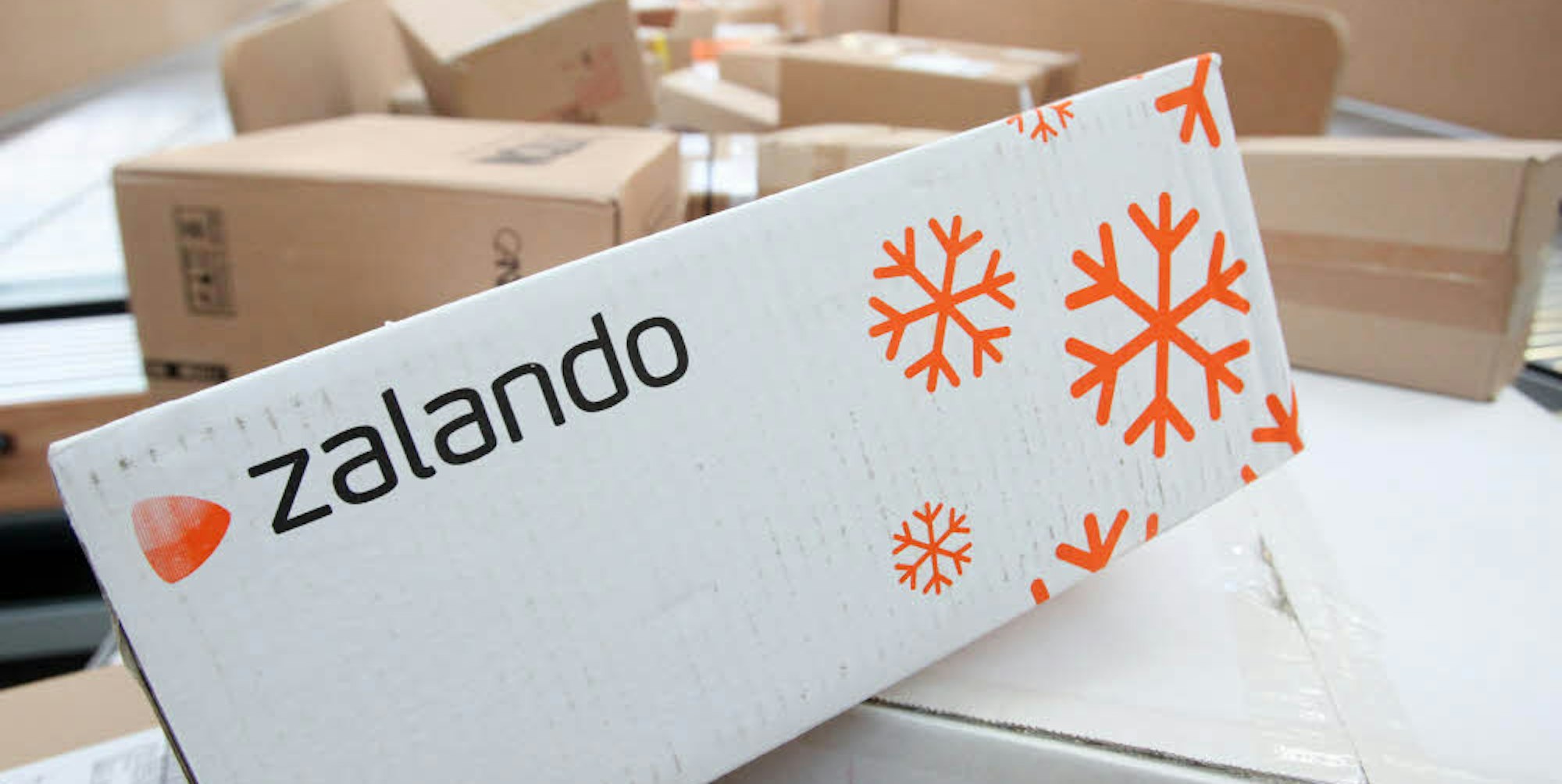 Bei Zalando hat man eine Rückgabefrist von 100 Tagen – aber nur mit Originalverpackung.
