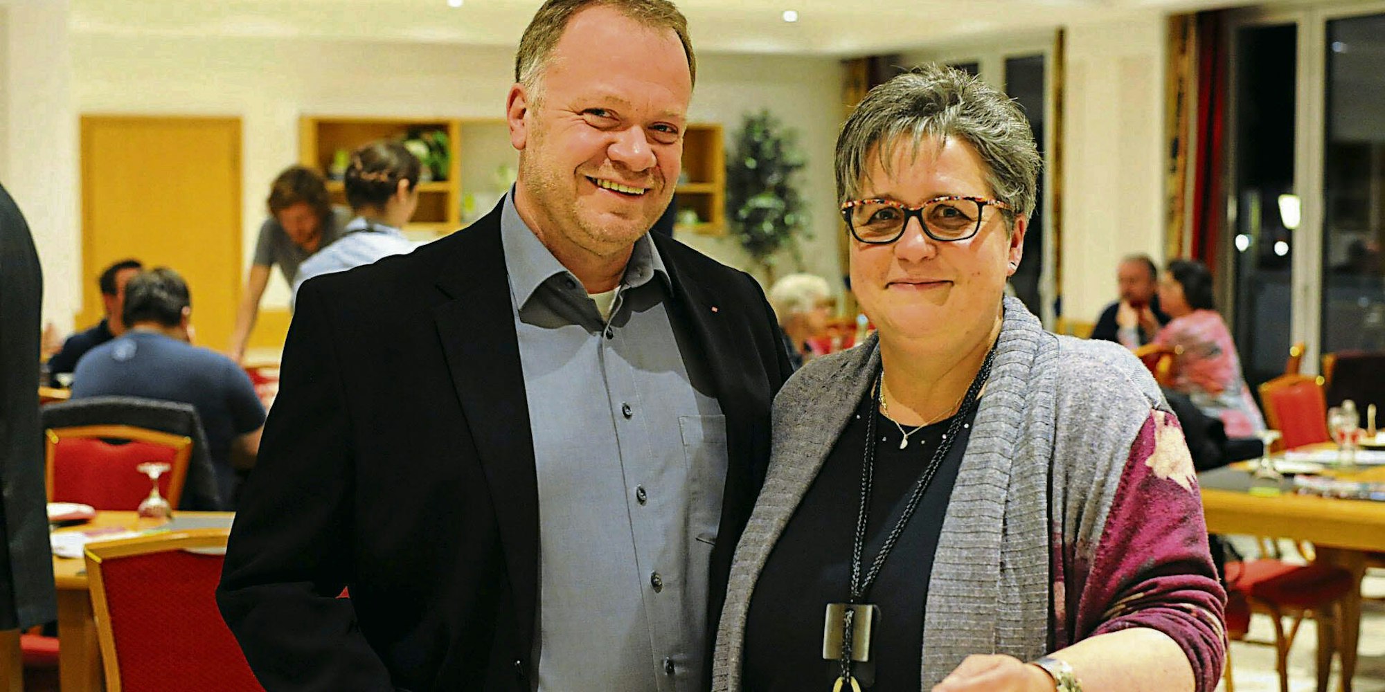 Frisch gewählt wurde Claudia Hagen als neue Vorsitzende. Ihr Stellvertreter ist Ralph Liebig, der als Bürgermeisterkandidat der SPD ebenfalls alle Stimmen auf der Jahreshauptversammlung erhielt.