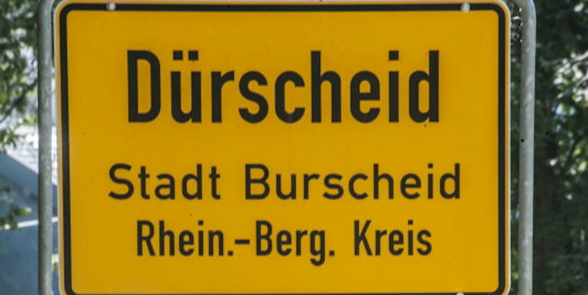 Die Parlamentarier hinterfragen die Standortwahl der geplanten A-1-Raststätte bei Burscheid-Dürscheid.