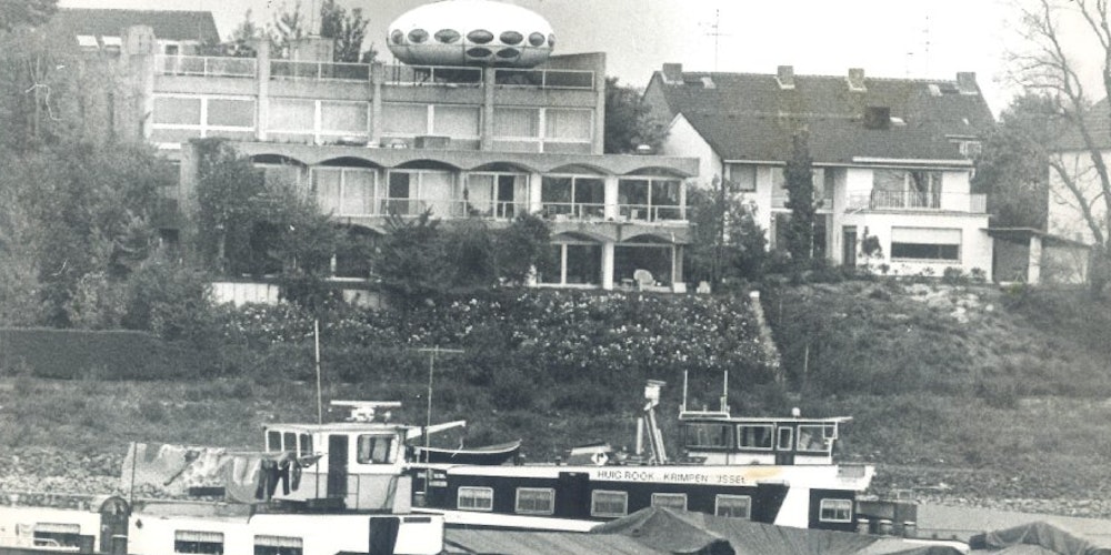 1972 parkte das UFO auf dem Hausdach von Charles Wilp in Wittlaer. Lange durfte es nicht bleiben.