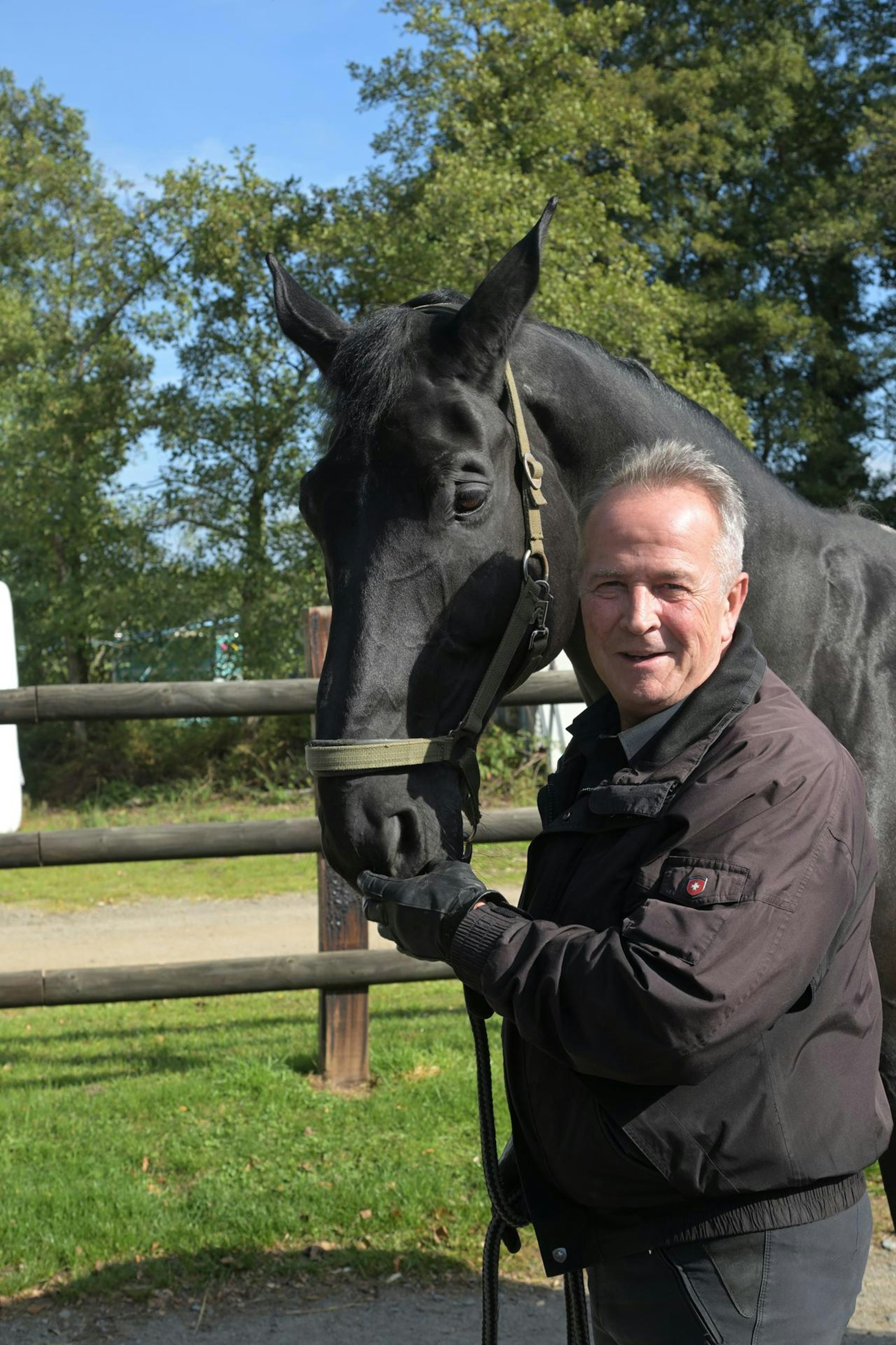 Reiter Udo Vogt mit seinem Pferd Hermes Tris Megistos. 