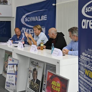 Wolf Dietrich Weithöhner, Markus Krampe, Martin Kuchejda und Christoph Bois (v.l.) berichteten darüber, was in der Schwalbe -Arena und der Halle 32 in den kommenden Wochen und Monaten wieder stattfinden soll.