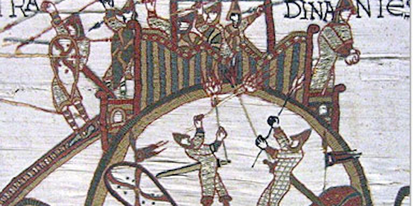Eine der ersten Darstellungen von Motten ist auf dem berühmten "Teppich von Bayeux" aus dem 11. Jahrhundert zu sehen.