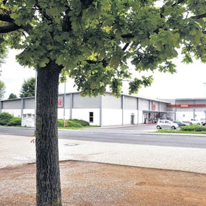 Das Nahversorgungszentrum Ohndorfer Straße soll erweitert und neu sortiert werden werden.