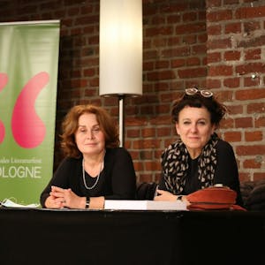 Olga Mannheimer (l.) und Olga Tokarczuk in den Balloni-Hallen.