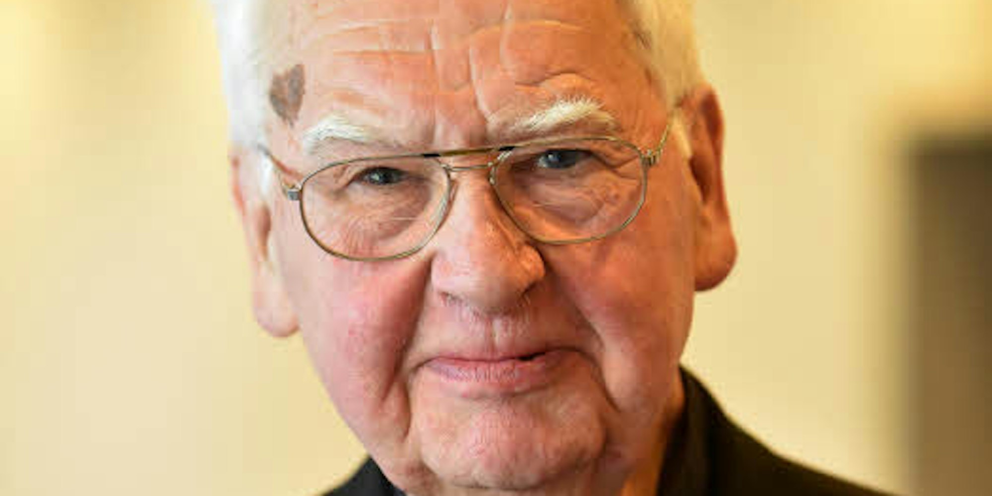 Spenden statt Geschenke wünschte sich Monsignore Rolf E. Buschhausen zu seinem 80. Geburtstag.
