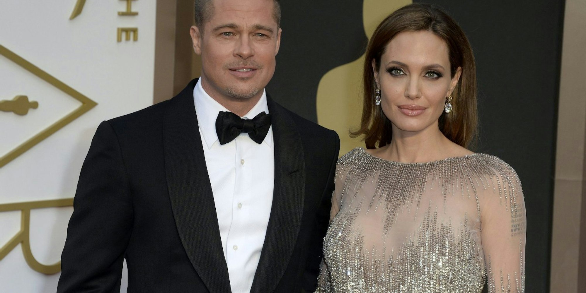 Angelina Jolie und Brad Pitt haben geheiratet.