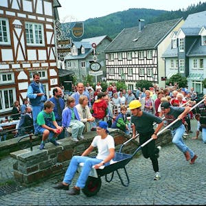 Schubkarrenrennen Morsbach 1994