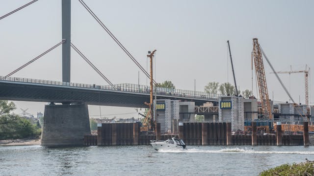 Leverkusener Brücke KRIEGER