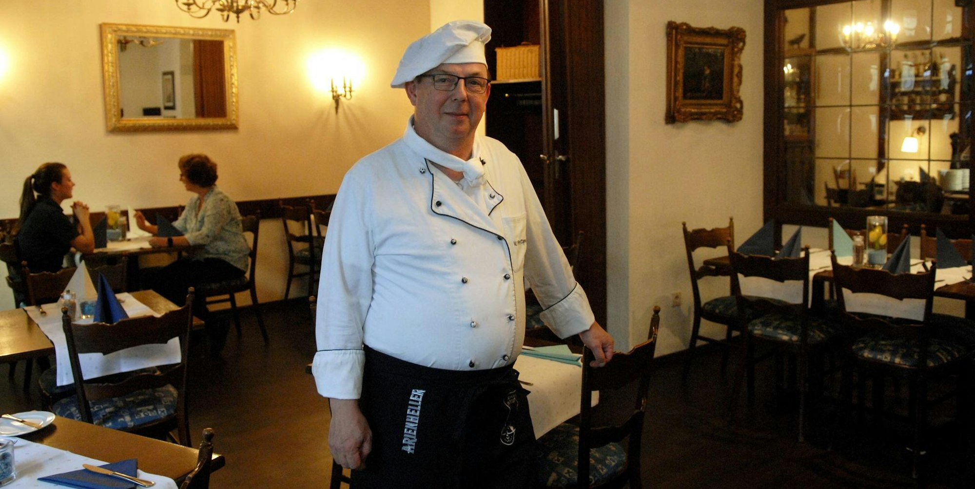 Hier kocht der Chef selbst: Wolfgang Pöttgen führt den Betrieb seit 1996.