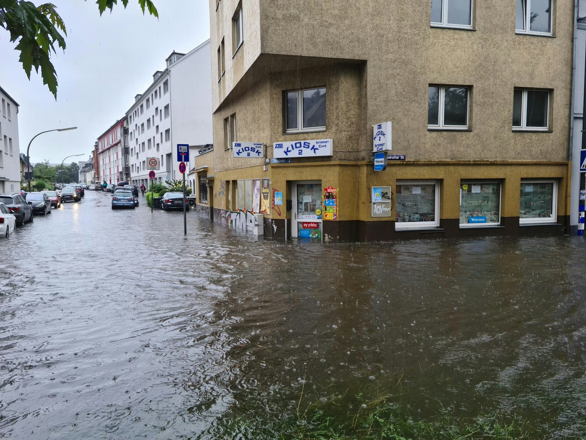 Hochwasser Subbelrather Straße